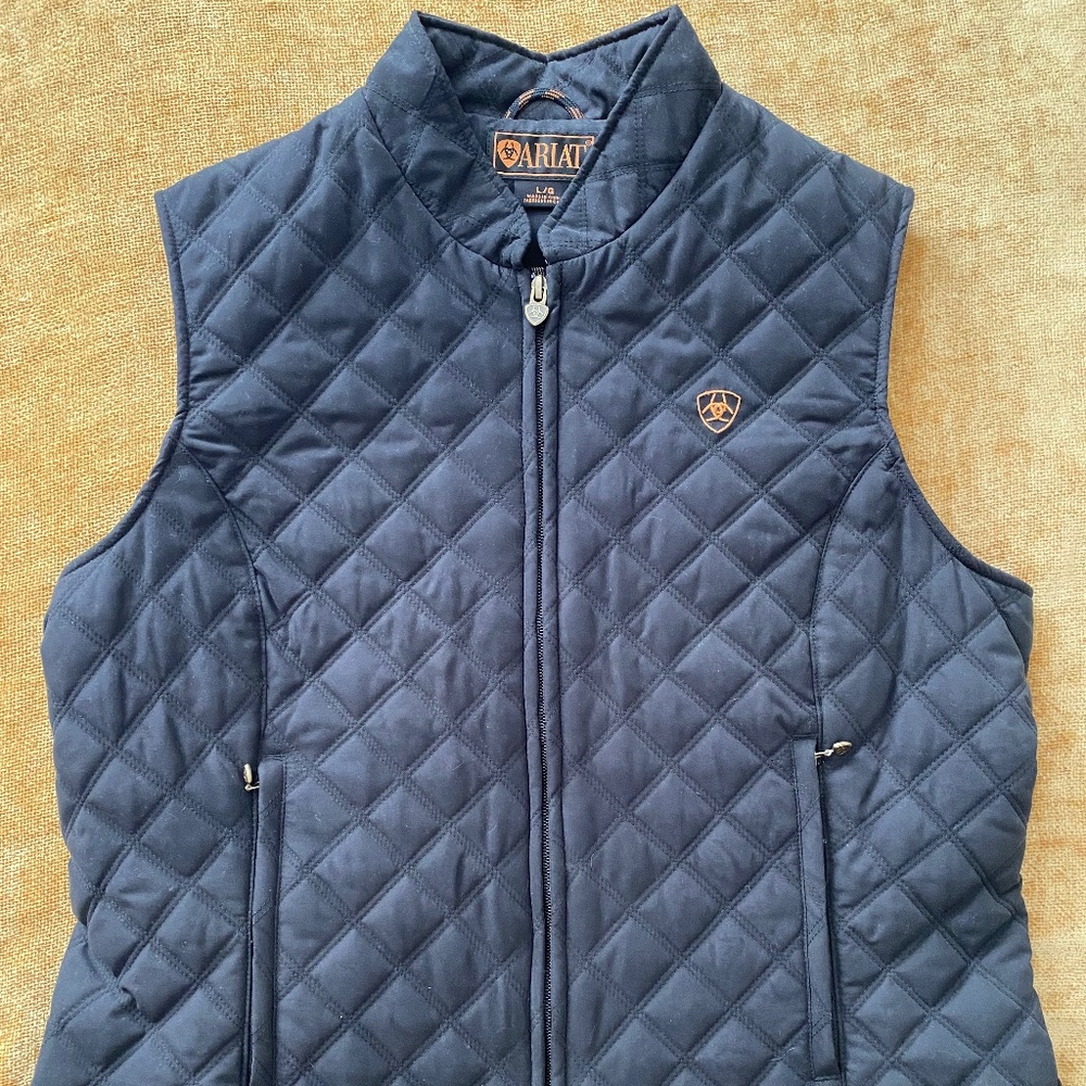 Women’s Ariat Riding Vest | Size Large | interior pattern